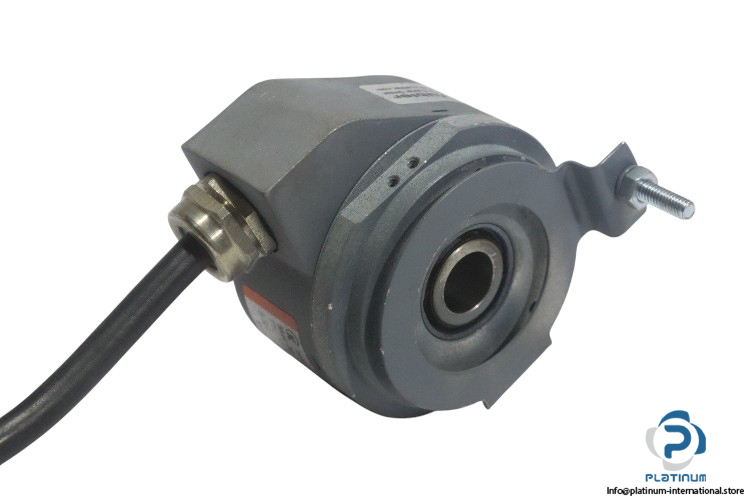 kubler-8.5820.0H40.1024.5102-incremental-encoder-(used)-1