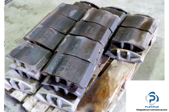 crusher-liner-plate4_675x450