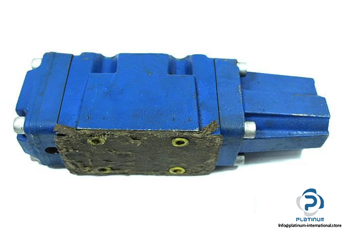 rexroth-r900928892-proportional-directional-valve4_675x450