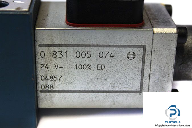 bosch-0-810-091-355-directional-control-valve-2