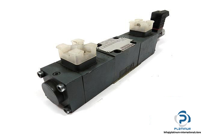 rexroth-4wre-6w08-1124z4m-proportional-directional-valve-4_675x450