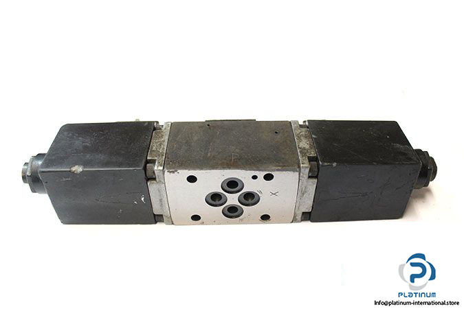 racine-fd4-dshs-701s-hydraulic-solenoid-valve-2
