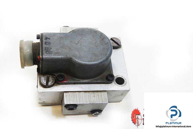 moog-d076-servo-control-valve7_675x450