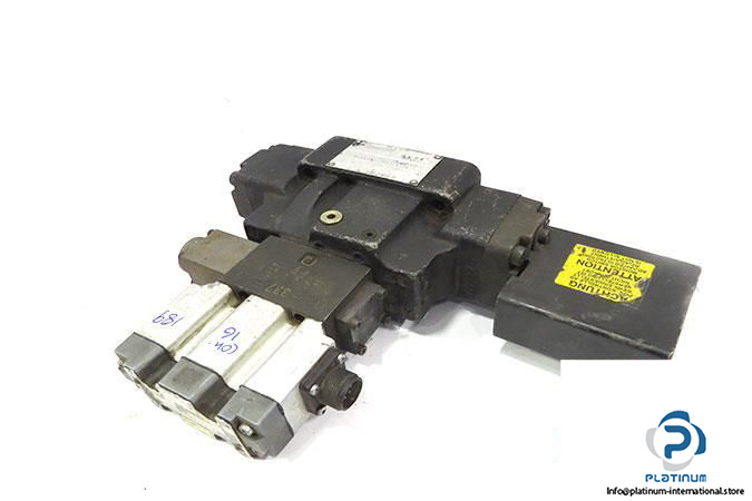 parker-d41fte04fk4nf0823-hydraulic-servo-valve3_675x450