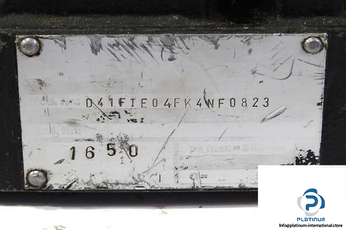 parker-d41fte04fk4nf0823-hydraulic-servo-valve5_675x450