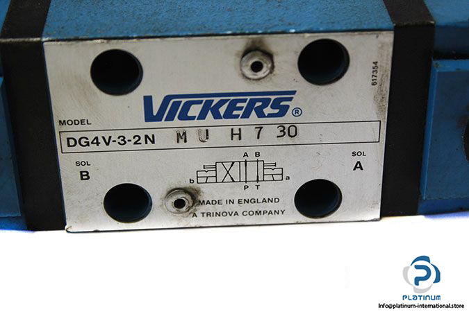 vickers-dg4v-3-2n-m-u-h-7-30-solenoid-operated-directional-valve-1