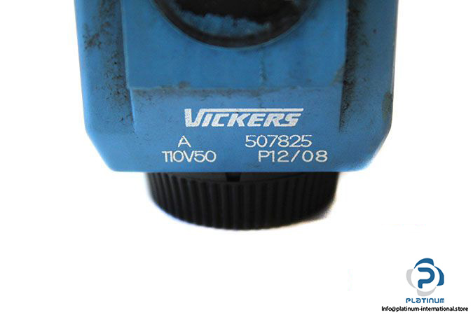 vickers-dg4v-3-6c-vm-u-a6-60-solenoid-operated-directional-valve-2