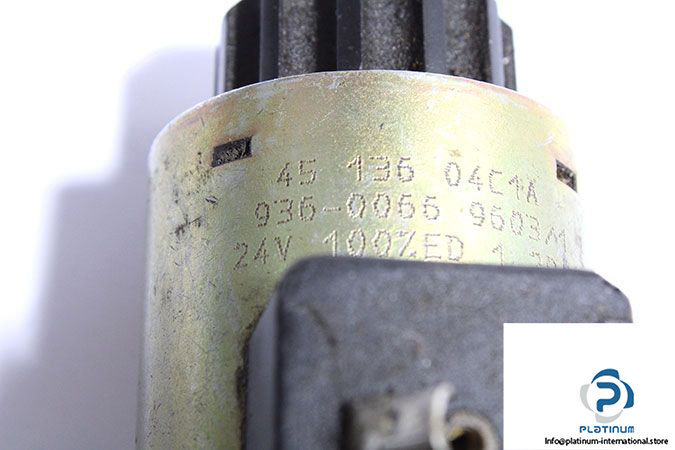 denison-4d01-3208-0302-b1g0q-directional-control-valve-2-3