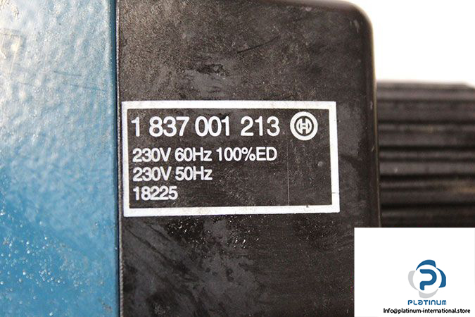 bosch-0-810-001-735-directional-control-valve-2