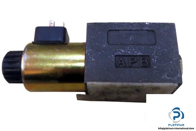 herion-s6vh-directional-control-valve4_675x450