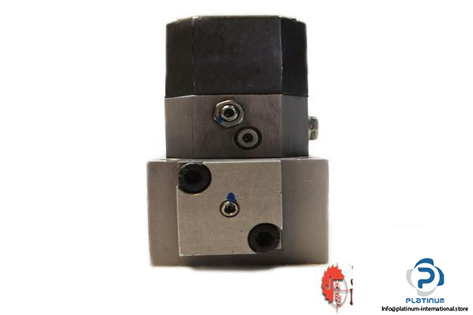 rexroth-4ws2em10-electro-hydraulic-4-way-directional-servo-valve3_675x450