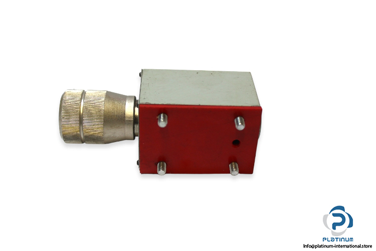 argo-hytos-vss1-206-12-00-02-flow-regulator-valve-2