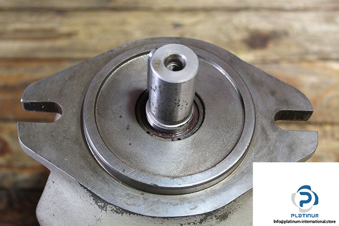 brueninghaus-hydromatik-a10vso-45-dfr1_31r-ppa12n00-axial-piston-variable-pump-2