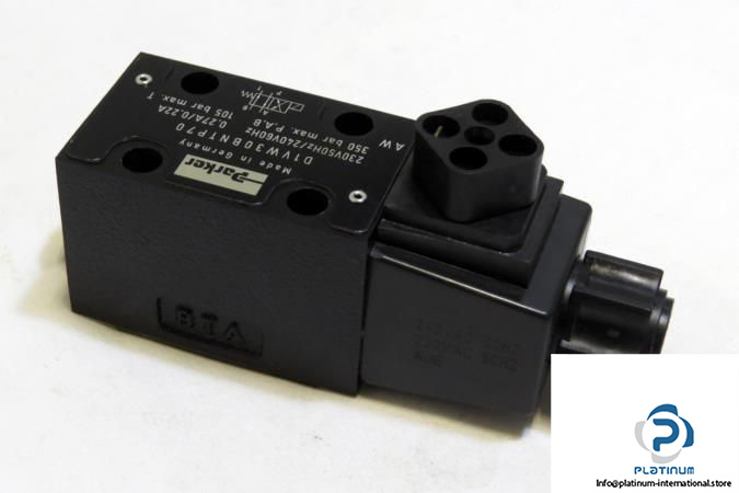 perker-d1vw30bntp70-directional-control-valve3_675x450