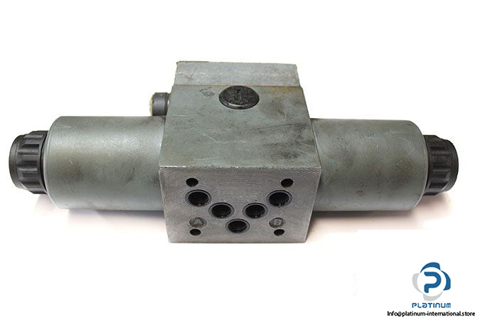 rexroth-4we-10-m30_cg24n9dzl_b08-directional-control-valve-4