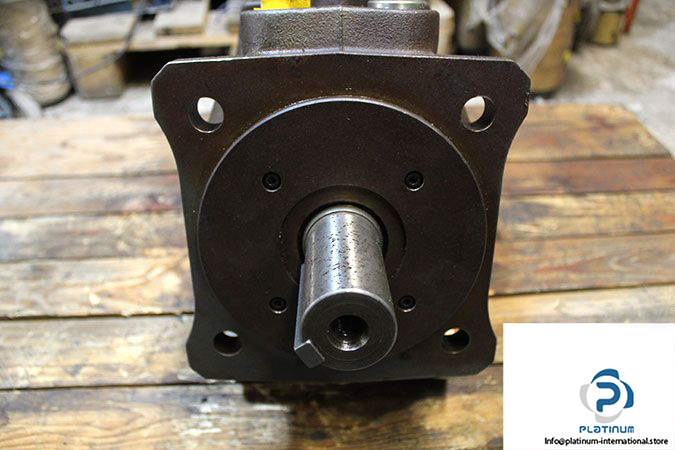 parker-pv063r9k1t1nfwsk0176-axial-piston-variable-pump-2