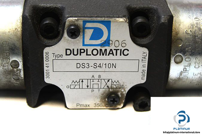 duplomatic-ds3-s4_10n-solenoid-operated-directional-control-valve-1