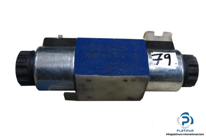 rexroth-r900953572-directional-control-valve4_675x450