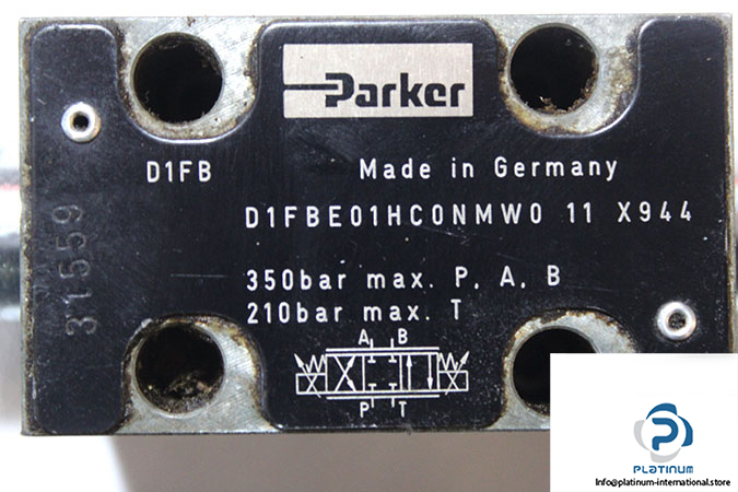 parker-d1fbe01hc0nmw0-11-x944-proportional-directional-control-valve-without-coil-1