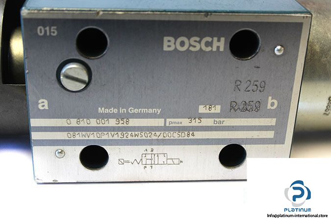 bosch-0-810-001-958-directional-control-valve-1