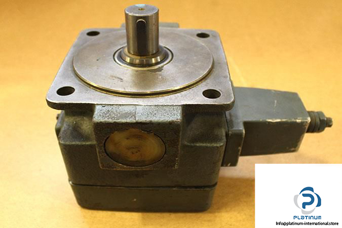 rexroth-pv2v3-2140r1mc63a1-variable-vane-pump3_675x450