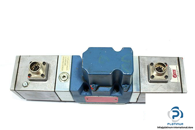 moog-d651-439f-4-proportional-control-valve-2