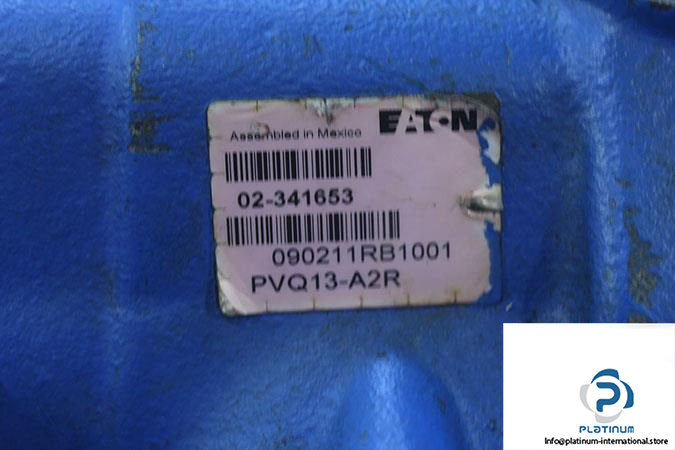 vickers-pvq13-a2r-axial-piston-pump-variable-displacement5_675x450