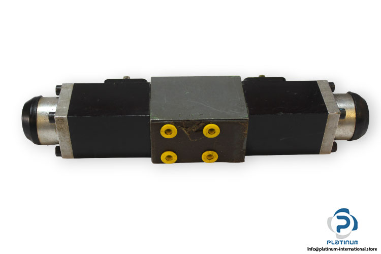 rexroth-r900421466-solenoid-directional-control-valve-3