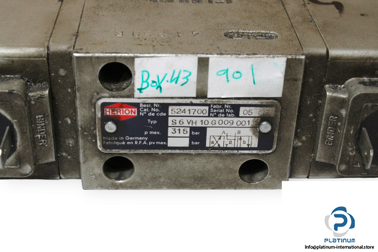 Herion-S6VH10G0090011-solenoid-operated-directional-valve-(used)-1