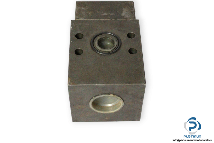 atos-980565-10_98-hydraulic-valve-(used)-1