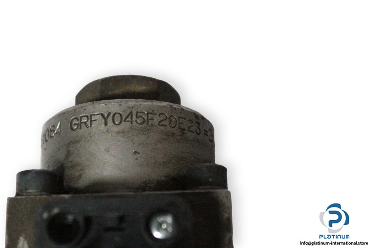 Aroflex-PVS6-2-3_17-N-495-proportional-directional-valve-(used)-2