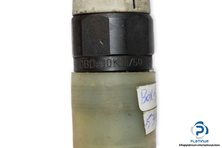 rexroth-R900425966-pressure-relief-valve-direct-operated-used-2