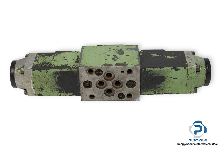 rexroth-4-WE-6-D-33_OG-24-NZ5L-directional-control-valve-used-3