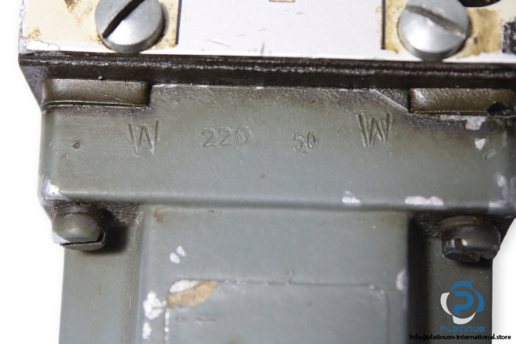 rexroth-4WE-8-D-2-0_0FW220-50N-315-directional-control-valve-used-2