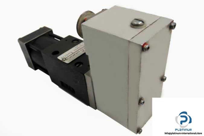 moog-0105434-valve3_675x450