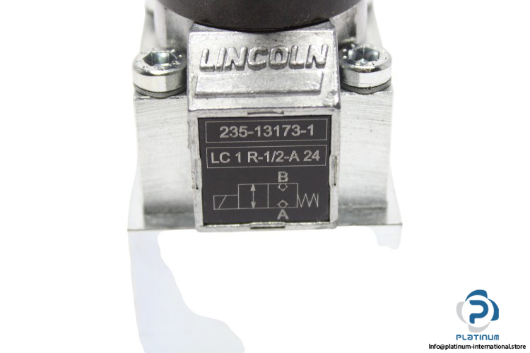 lincoln-LC-1R-1_2-A24-directional-valve-new-4