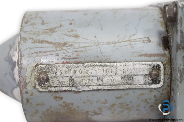 rexroth-4WE-10-D-22-G24-directional-control-valve-used-1