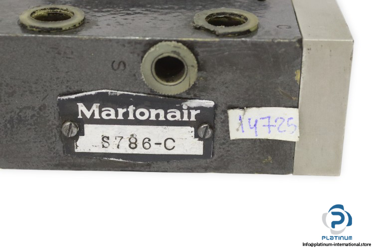 martonair-S786-C-pneumatic-directional-control-valve-used-1