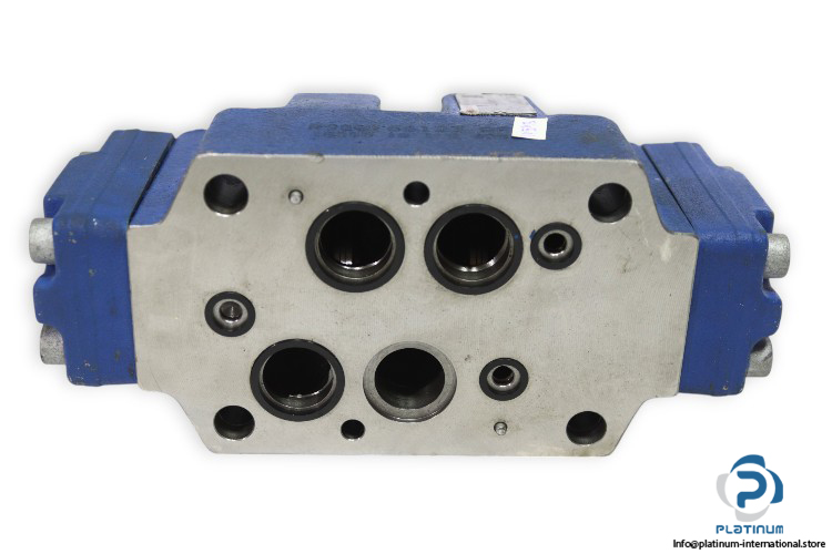 rexroth-R900976076-directional-spool-valve-(used)-1