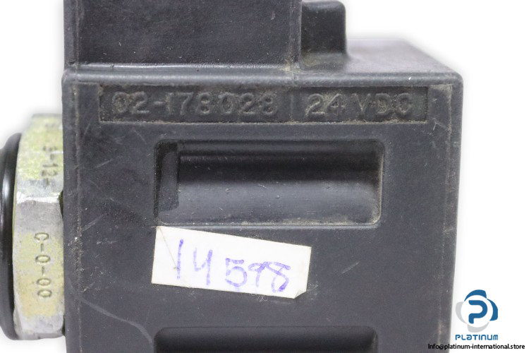 vickers-SV13-12-C-0-00-solenoid-directional-valve-(used)-2