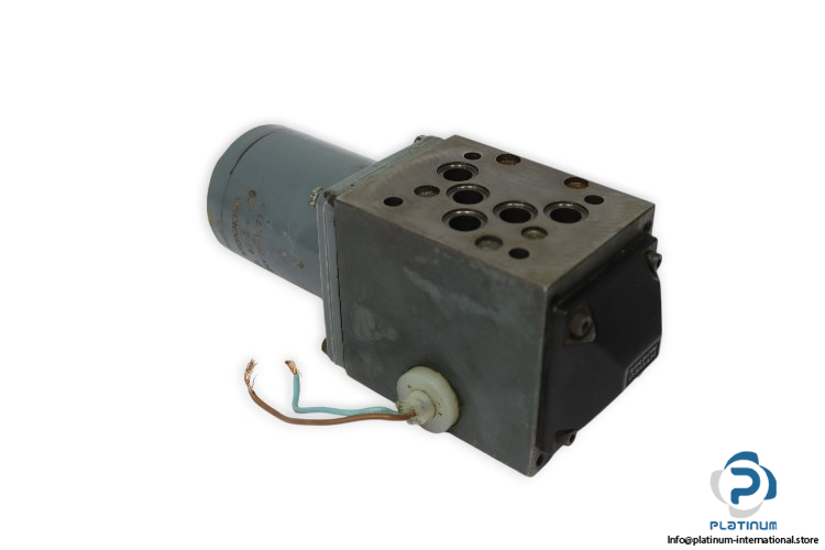 rexroth-4-WE-10-D-4.1_G.24-N-315-directional-control-valve-used-2