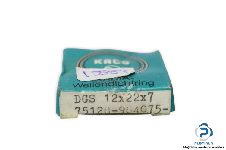 kaco-DGS-12-22-7-oil-seal-(new)-(carton)-1