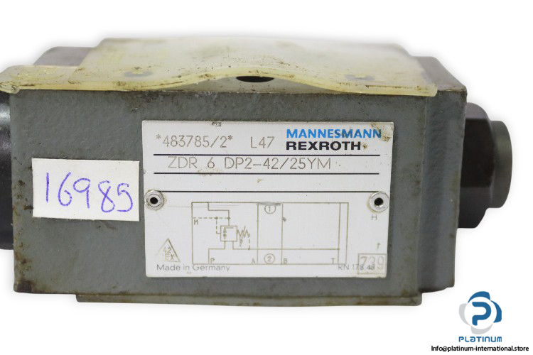 mannesmann-rexroth-R900483785_2-direct-operated-pressure-reducing-valve-(new)-1