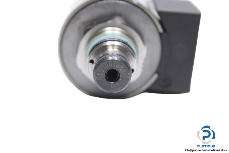 rexroth-r901001882-solenoid-valve(used)-1