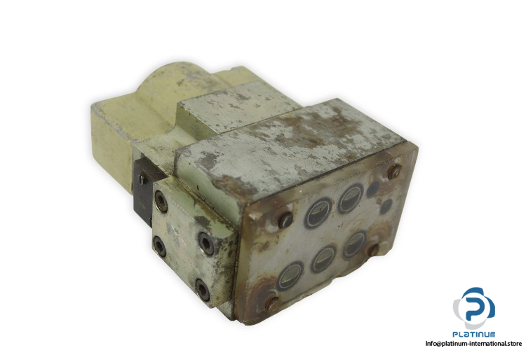 wmw-sv20-13-32-hydraulic-valve-block(used)-3