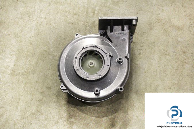 ebmpapst-nrg118_0800-3612-031111-centrifugal-fan-2