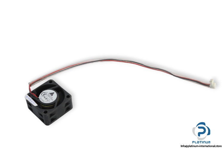 delta-electronics-AFB0412HHD-axial-fan-used-2