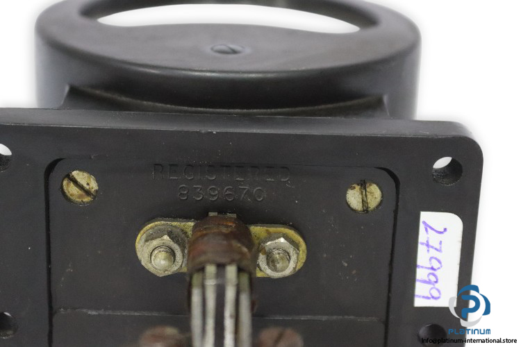 hobut-C7-P-37-ammeter-(used)-2