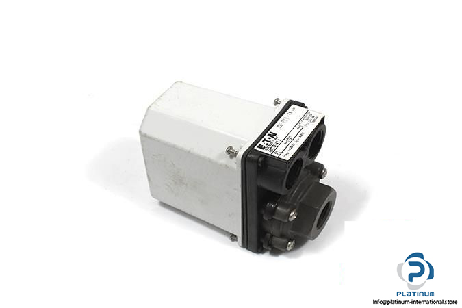 eaton-moeller-mcs11-pressure-switch3_675x450