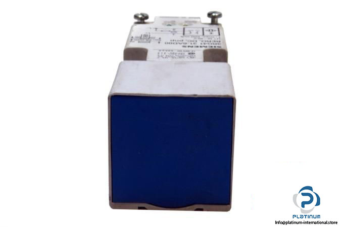 siemens-3rg41-31-6ad00-inductive-proximity-switches5_675x450